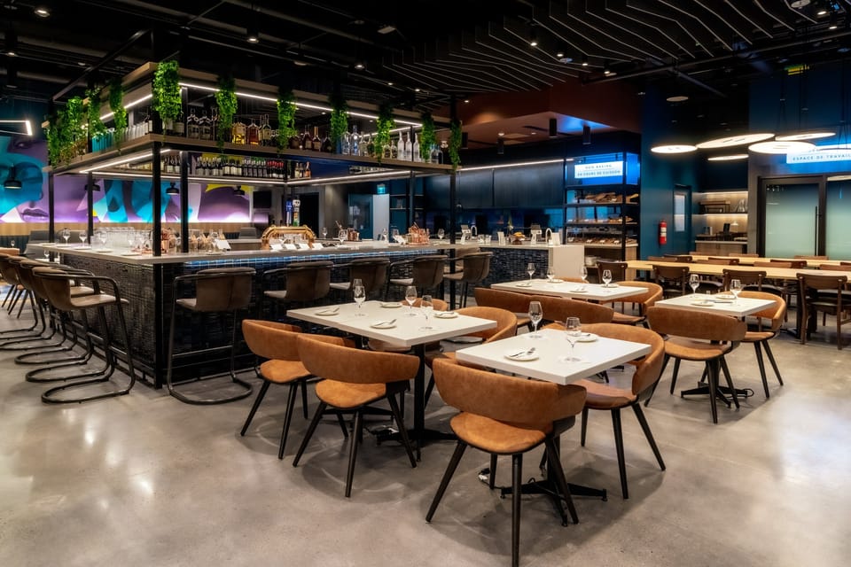 Aspire Lounge – Toronto Airport (YTZ), Main Terminal