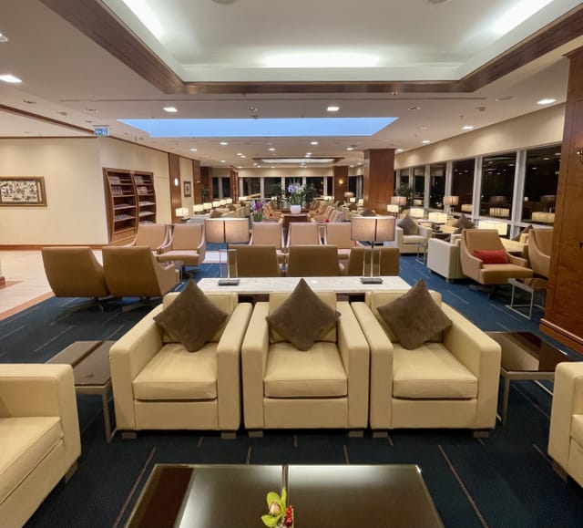 The Emirates Lounge – Düsseldorf Airport (DUS)