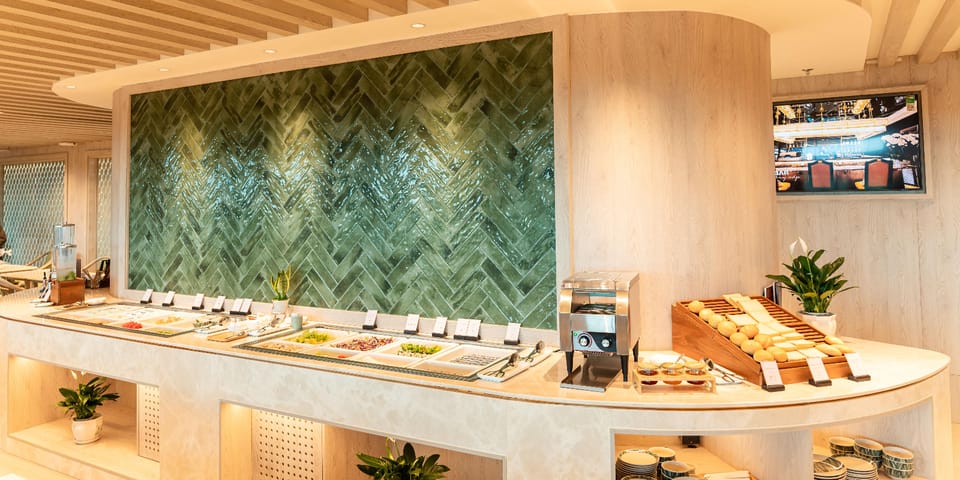 SH Premium Lounge Tan Son Nhat – Ho Chi Minh City Tan Son Nhat Airport (SGN), Domestic Terminal