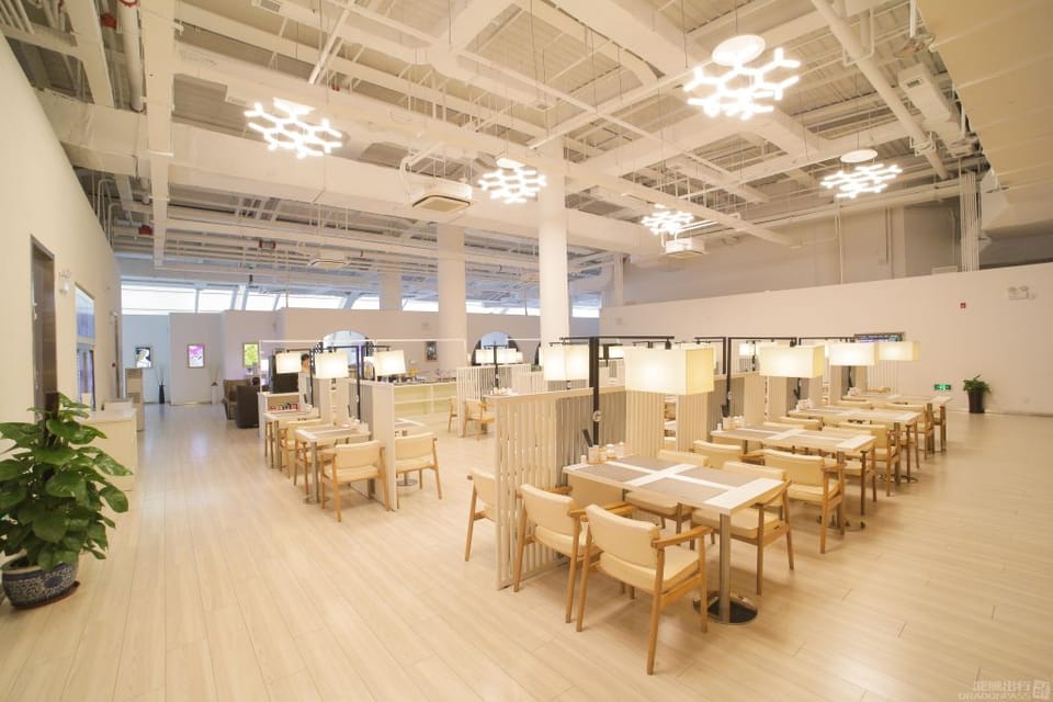 Airport Easy Lounge – Beijing Capital Airport (PEK), Terminal 2 – dining room