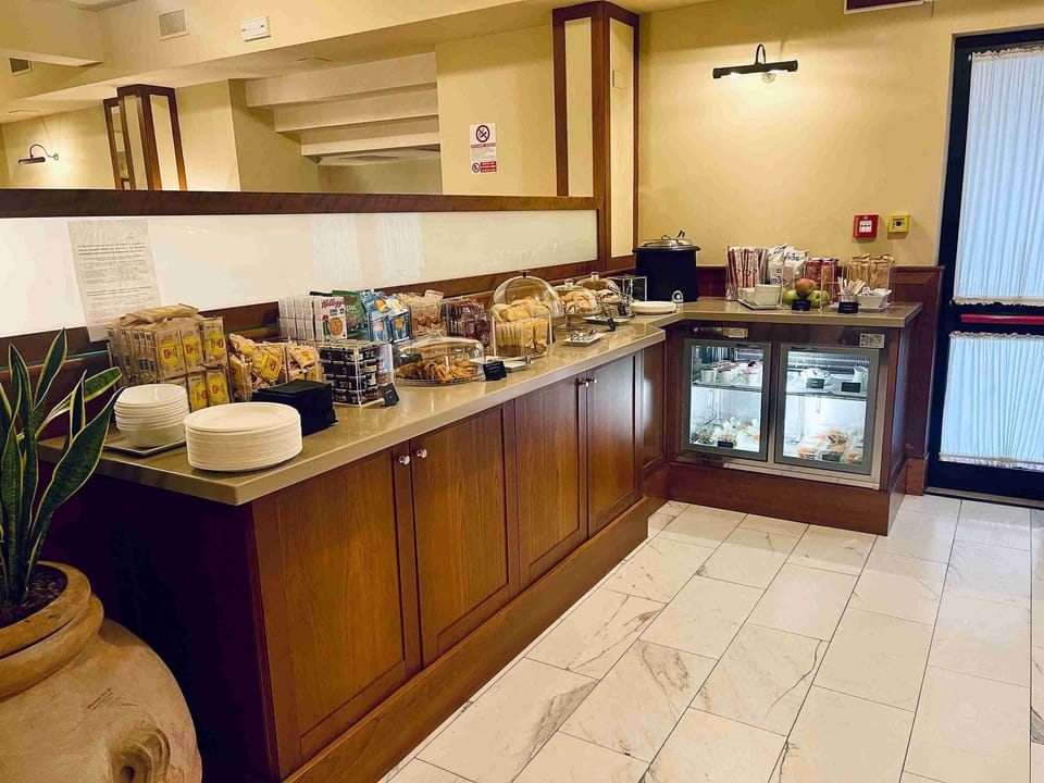 Galilei VIP Lounge – Pisa Airport (PSA), Main Terminal
