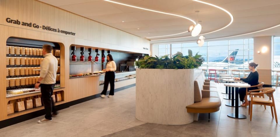 Air Canada Café – Vancouver Airport (YVR)