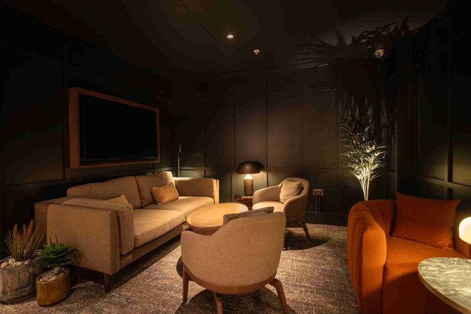 No1 Lounge (Terminal 2) – Heathrow Airport (LHR), Terminal 2 – seating area