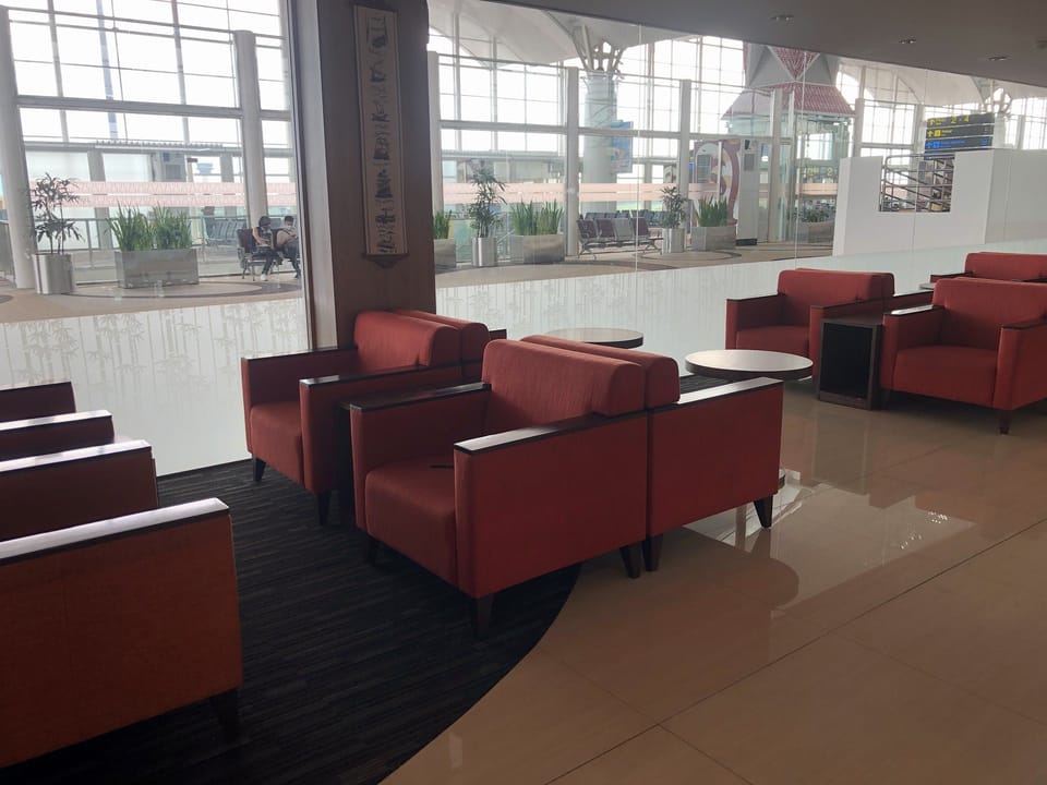 Saphire Mandai Lounge – Medan Kualanamu Airport (KNO) – lounge interior