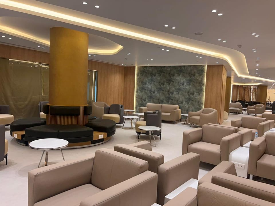 Ahlein Emerald Lounge – Cairo Airport (CAI), Terminal 2