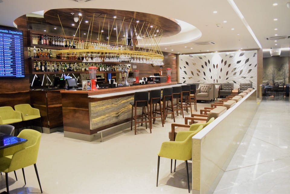 Travel Club (Domestic Terminal 1C) – Mumbai Airport (BOM), Terminal 1C