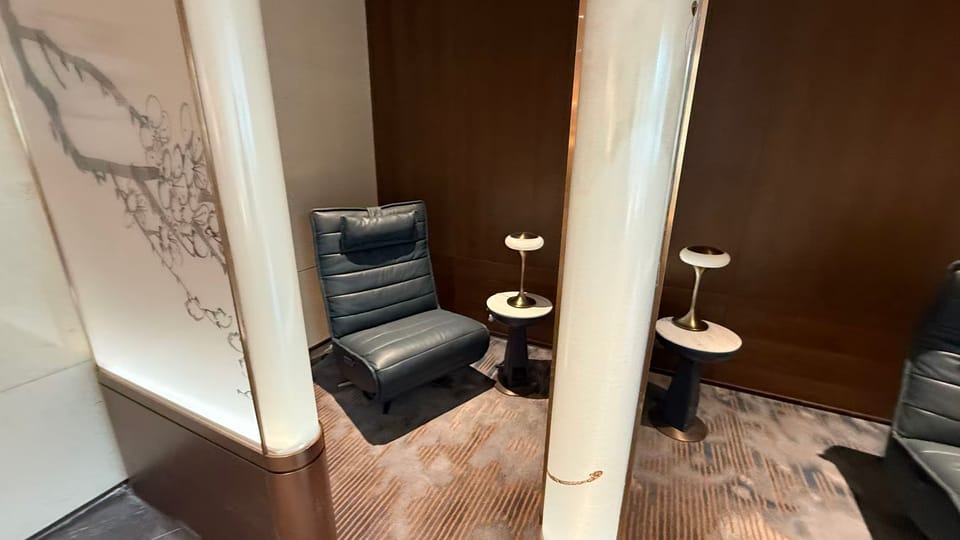 L35 Lounge(T3 International ) – Guangzhou Baiyun Airport (CAN), Terminal 3 – seating area