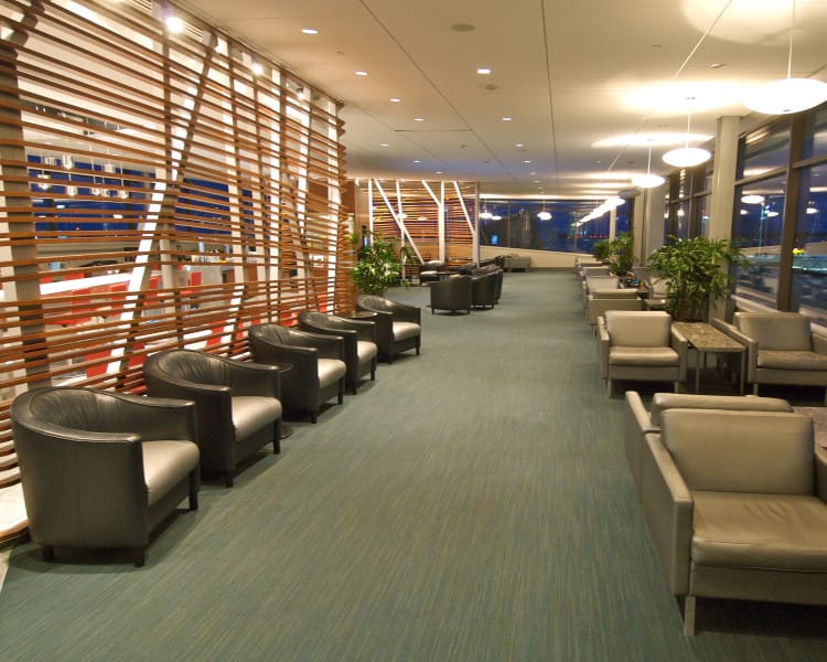 Air Canada Maple Leaf Lounge – Ottawa Airport (YOW)