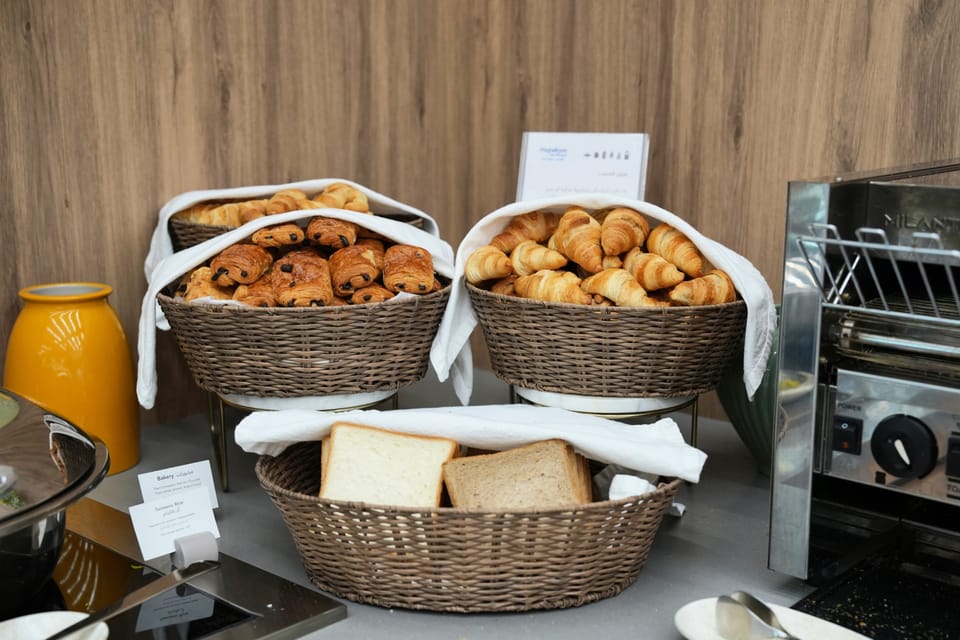 Hayakom Lounge – Kuwait Airport (KWI), Terminal 5