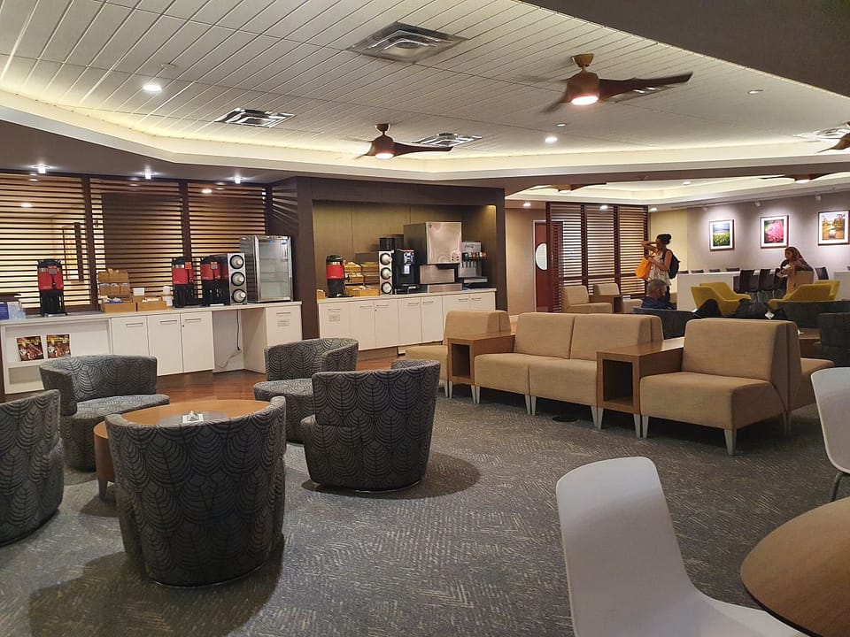Hawaiian Airlines Premier Club – Honolulu Airport (HNL)