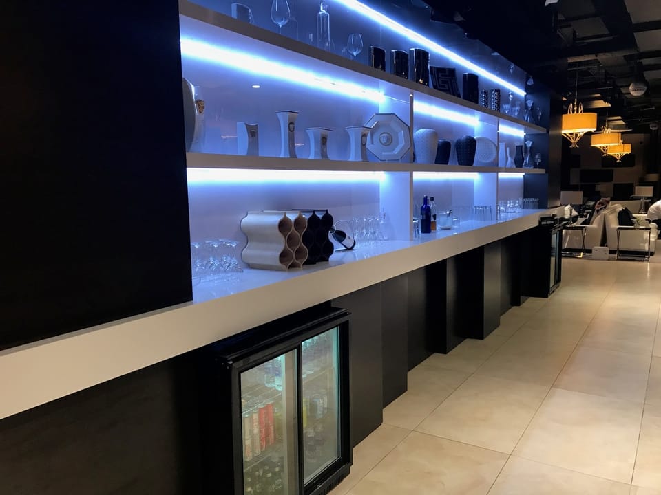 Petra Lounge (Airport Transit Hotel) – Amman Queen Alia Airport (AMM) – bar