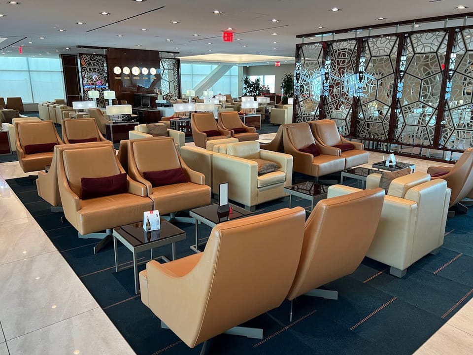 Emirates Lounge – John F. Kennedy Airport (JFK), Terminal 4 – seating area