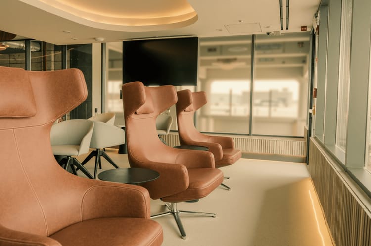 Primeclass Pacifico Sala Lagos – Santiago Airport (SCL)