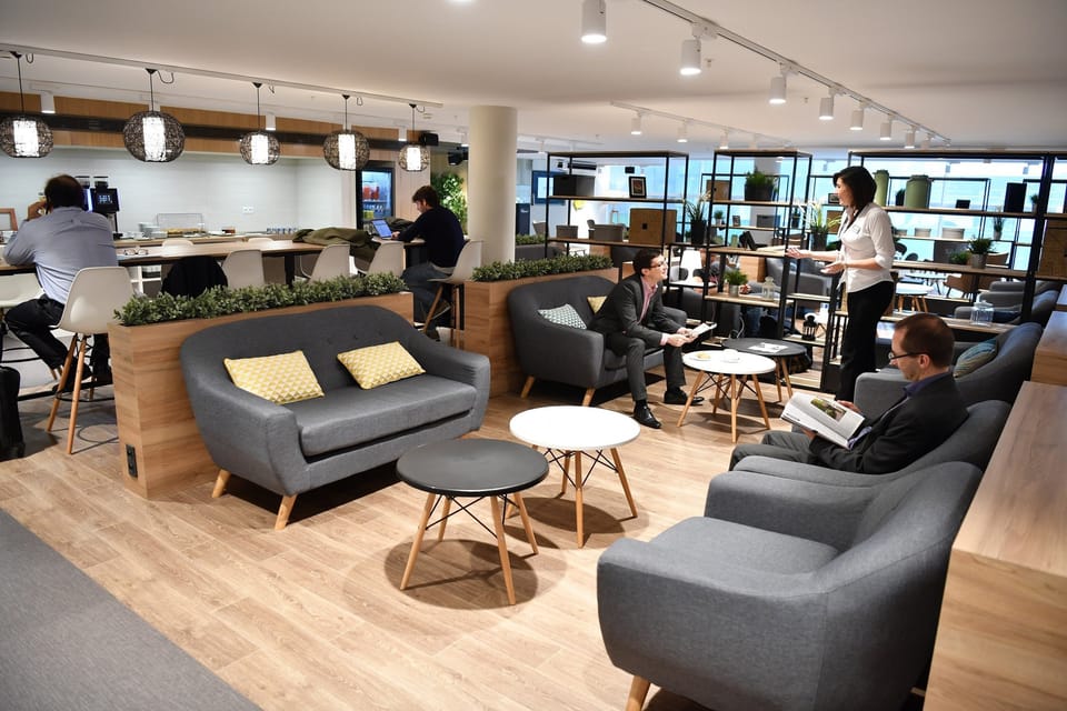 Premium Traveller Lounge – Paris Orly Airport (ORY), Orly 1