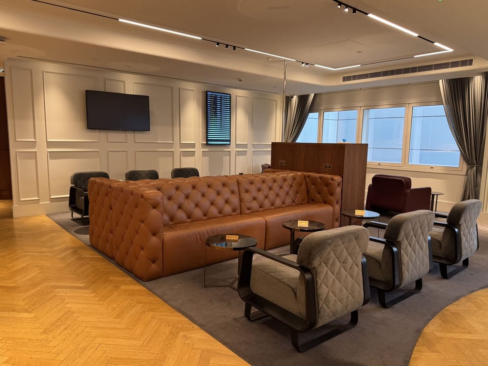 The Qantas London Lounge – Heathrow Airport (LHR), Terminal 3 – seating area