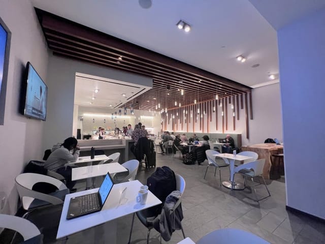 American Express The Centurion Lounge – Houston George Bush Intercontinental Airport (IAH)