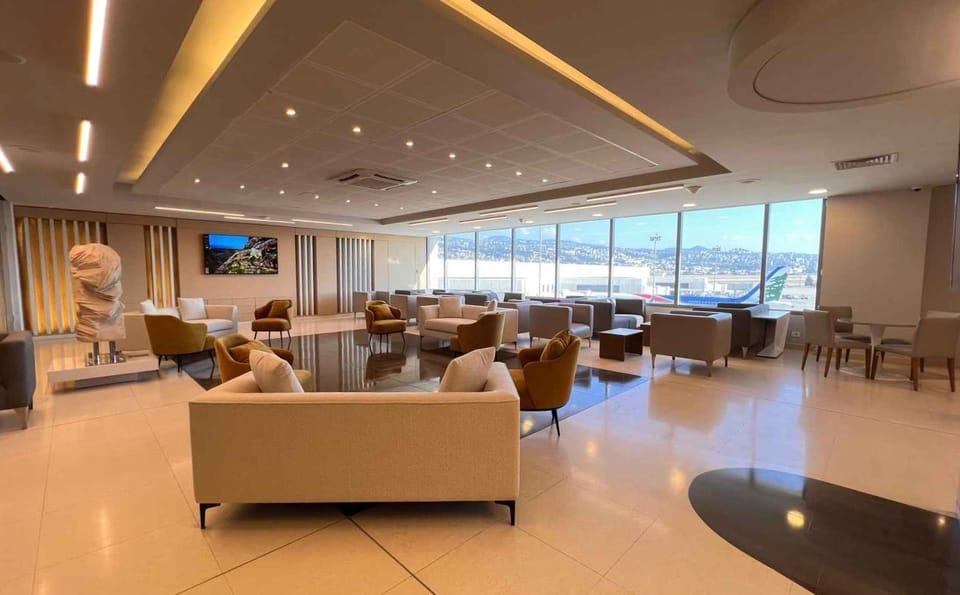 Ahlein Comfy Lounge – Beirut Airport (BEY), Main Terminal