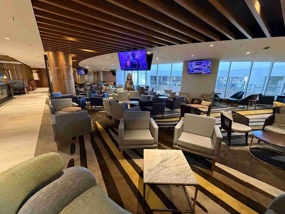 Plaza Premium Lounge – Rio de Janeiro Galeão Airport (GIG), Terminal 2 – seating area