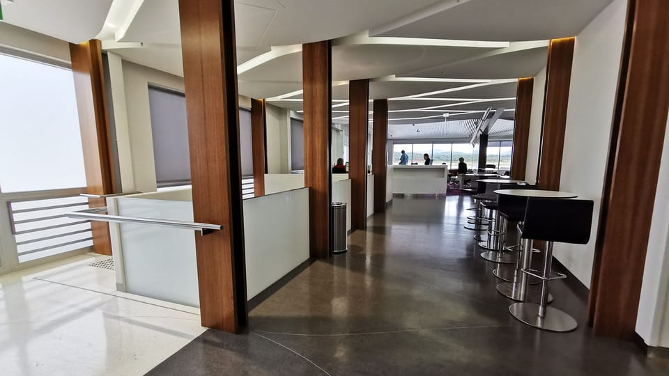Virgin Australia Lounge – Gold Coast Airport (OOL) – lounge interior