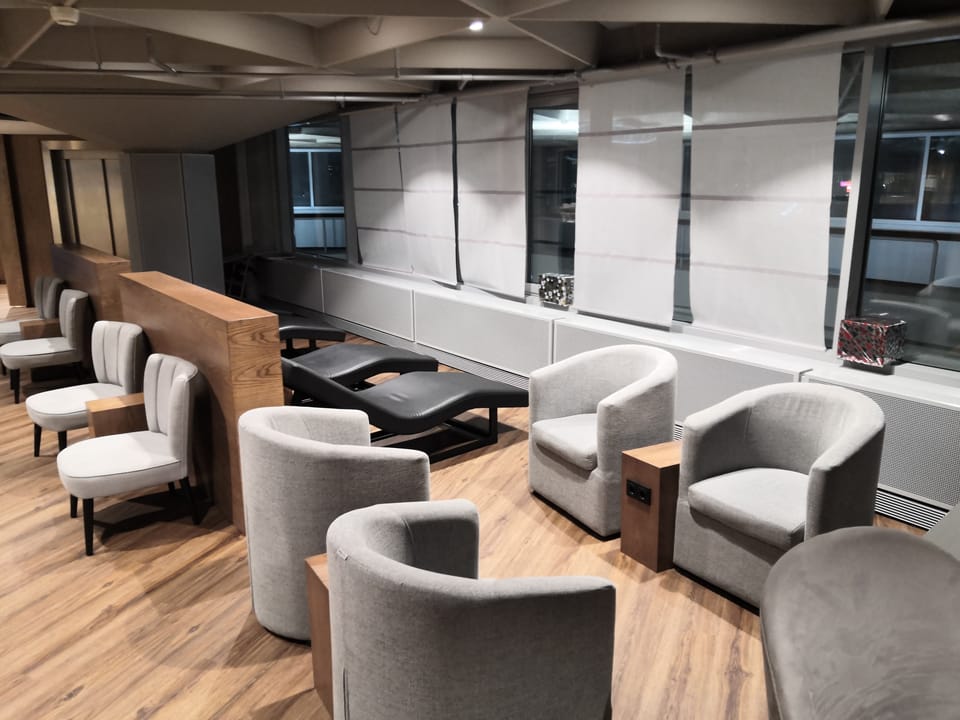 The Lounge Koeln-Bonn – Cologne Bonn Airport (CGN), Terminal 1