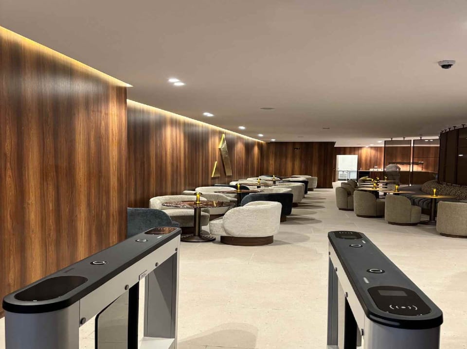 Aspire Lounge – Casablanca Mohammed V Airport (CMN), Terminal 1 – reception and entrance
