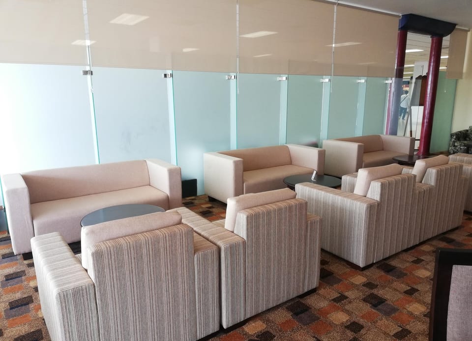 Palm Strip Lounge – Colombo Airport (CMB), Terminal 1