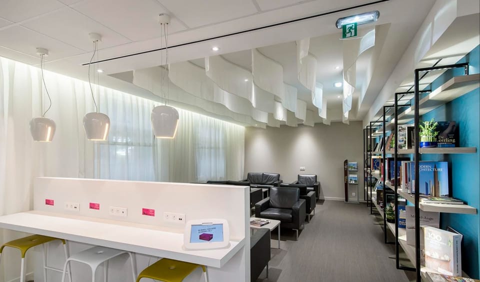 The Library Lounge – Nice Airport (NCE), Terminal 1