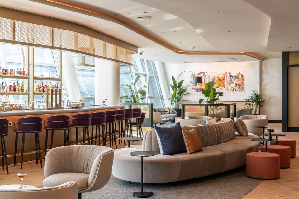 Chase Sapphire Lounge by The Club with Etihad Airways – John F. Kennedy Airport (JFK), Terminal 4 – lounge interior