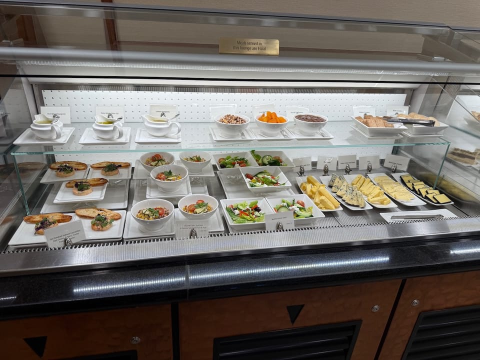 The Emirates Lounge – Auckland Airport (AKL)