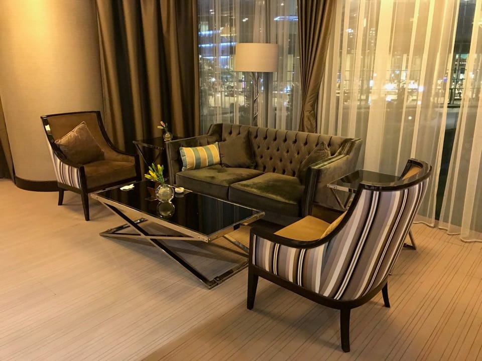 Petra Lounge (Airport Transit Hotel) – Amman Queen Alia Airport (AMM) – seating area