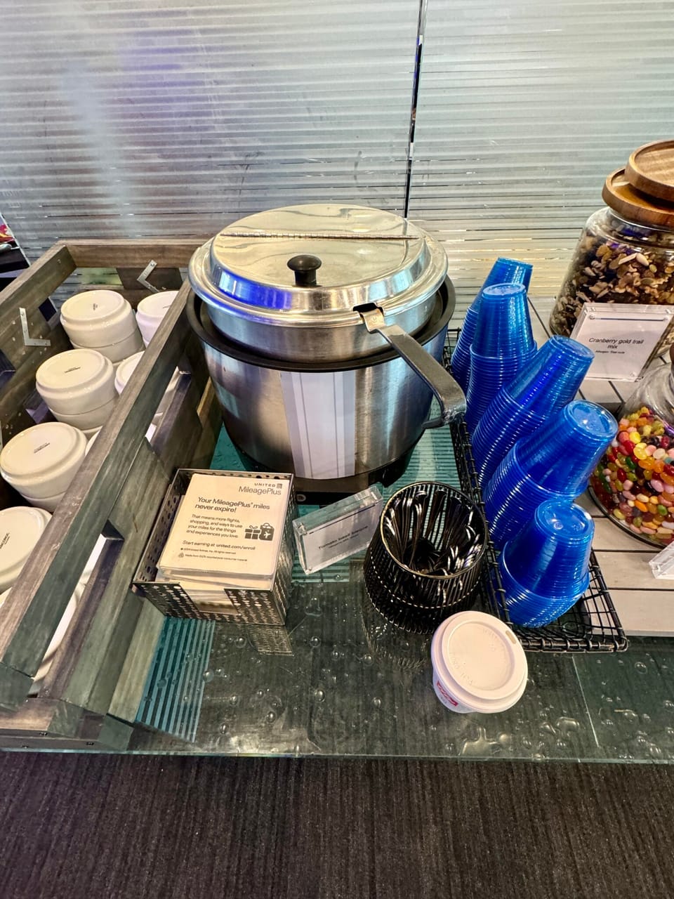 United Club – Orlando Airport (MCO), Concourse B