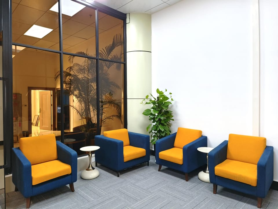 VIP Lounge – Dehong Mangshi Airport (LUM), Main Terminal – seating area