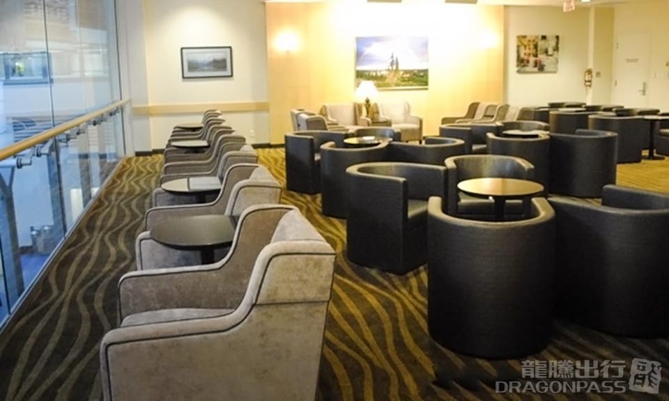 Plaza Premium Lounge (US Transborder) – Vancouver Airport (YVR), Transborder Departures (Pier E) – seating area