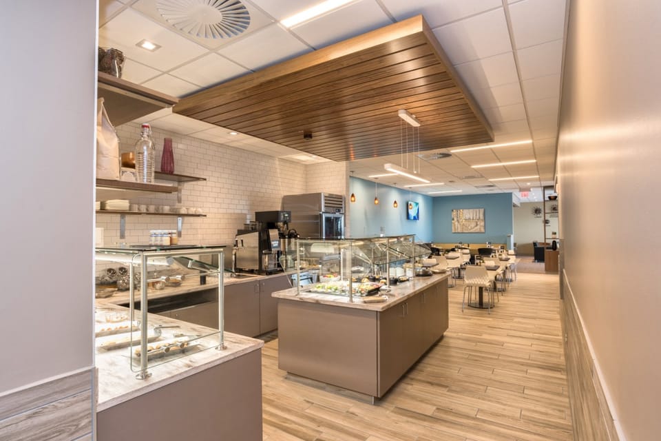 Escape Lounge – Greenville-Spartanburg International Airport (GSP), Terminal B