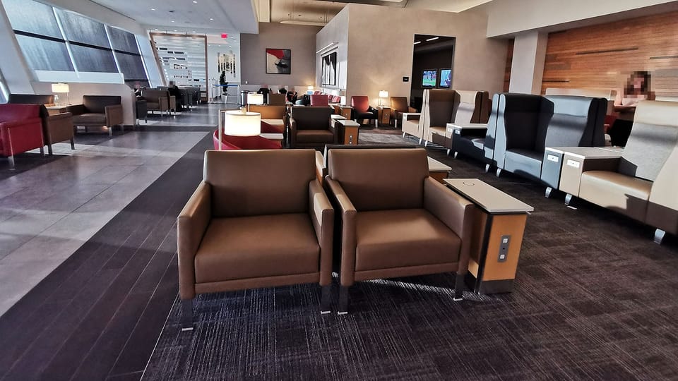 American Airlines Flagship Lounge – Dallas Fort Worth Airport (DFW), Terminal D – lounge interior