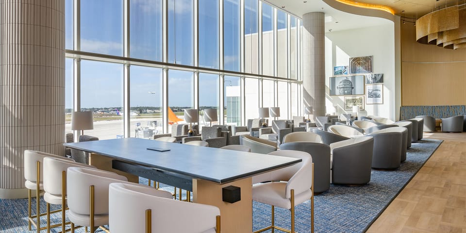 Plaza Premium Lounge – Orlando Airport (MCO), Terminal C – seating area