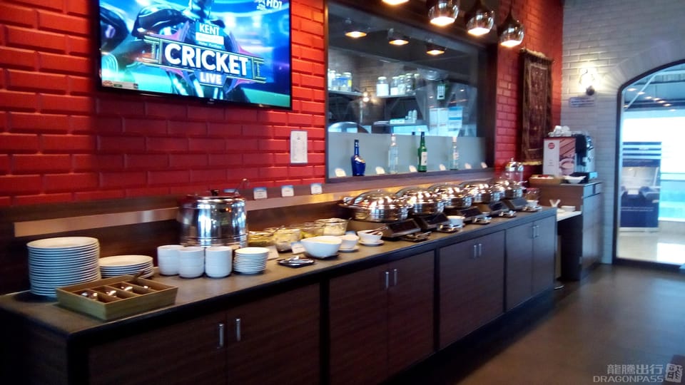 Travel Club Lounge 2 (Terminal 1 Domestic) – Chennai Airport (MAA), Terminal 1 – dining room