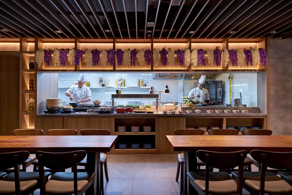 Plaza Premium Lounge (gateway@klia2, Terminal 2) – Kuala Lumpur Airport (KUL), Terminal 2 – gateway@klia2 – dining room
