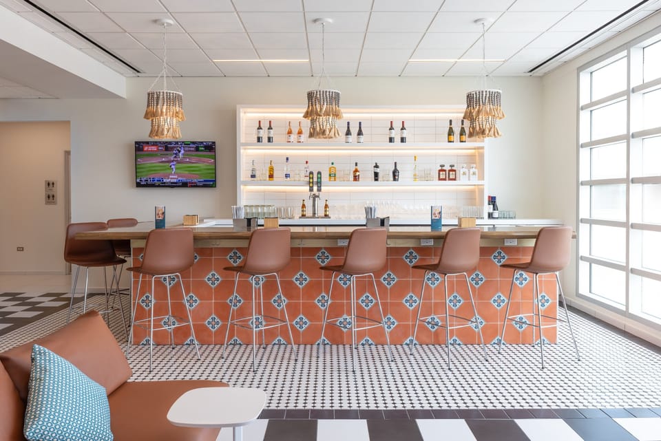 Escape Lounge – San Juan Airport (SJU), Terminal B