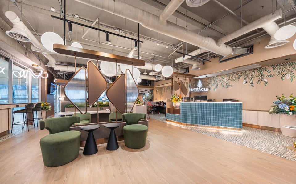 Miracle First Class Lounge – Bangkok Suvarnabhumi Airport (BKK), Main Terminal