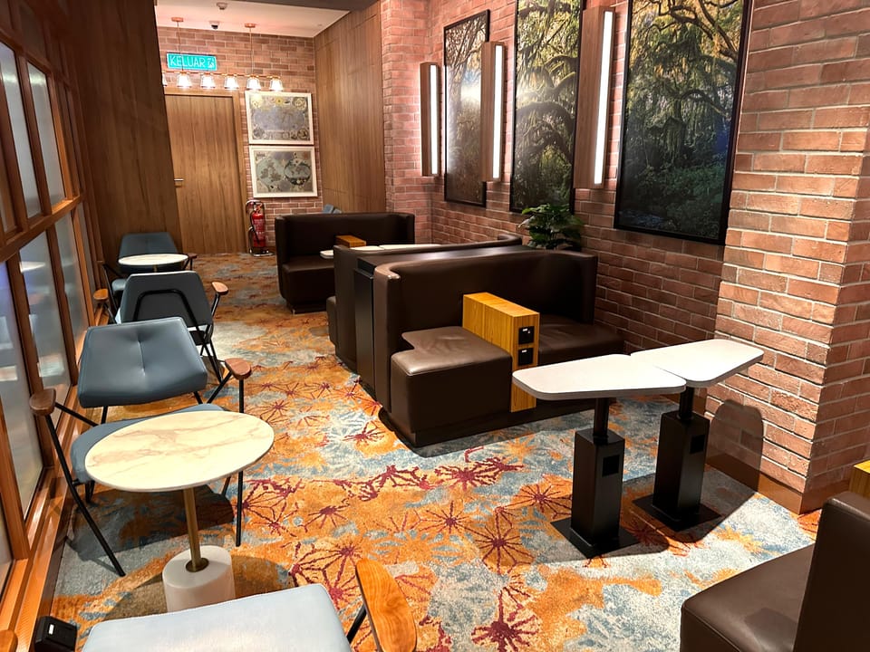 Travel Club Lounge (Terminal 2, Gate L) – Kuala Lumpur Airport (KUL), Terminal 2 – seating area
