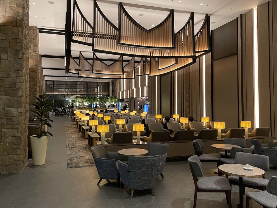 Sapphire Lounge - Plaza Premium Lounge – Jakarta Soekarno-Hatta Airport (CGK), International Departure, Terminal 3 – seating area