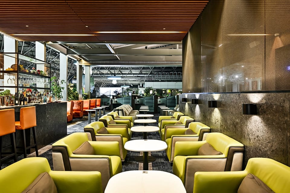 EVA Air The Garden – Taipei Taoyuan Airport (TPE)