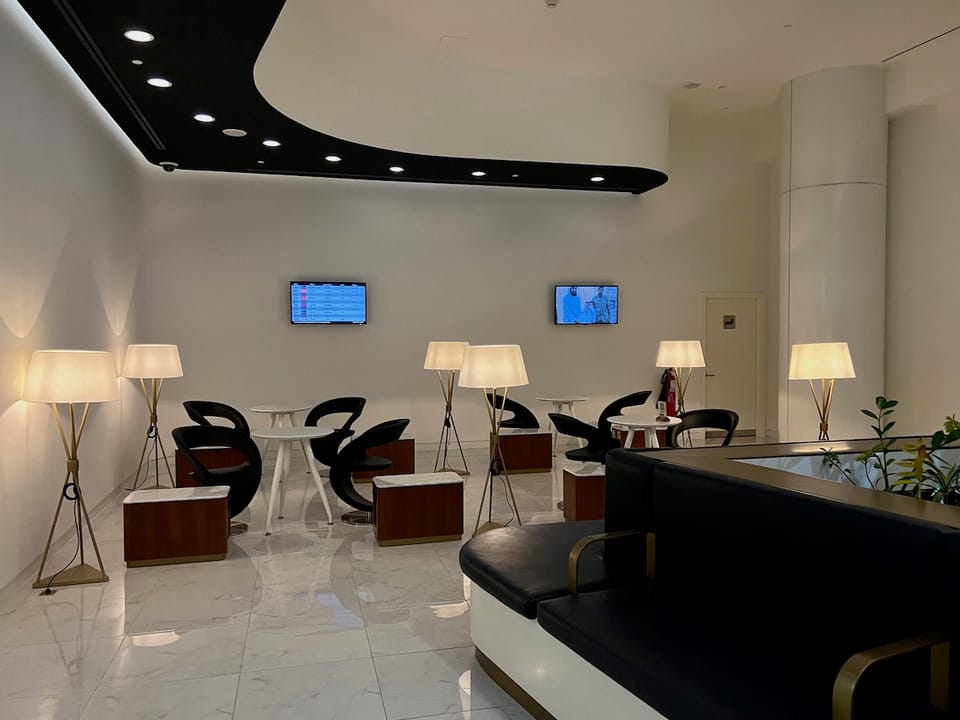 Gulf Air Falcon Gold Lounge – Bahrain Airport (BAH), Main Terminal