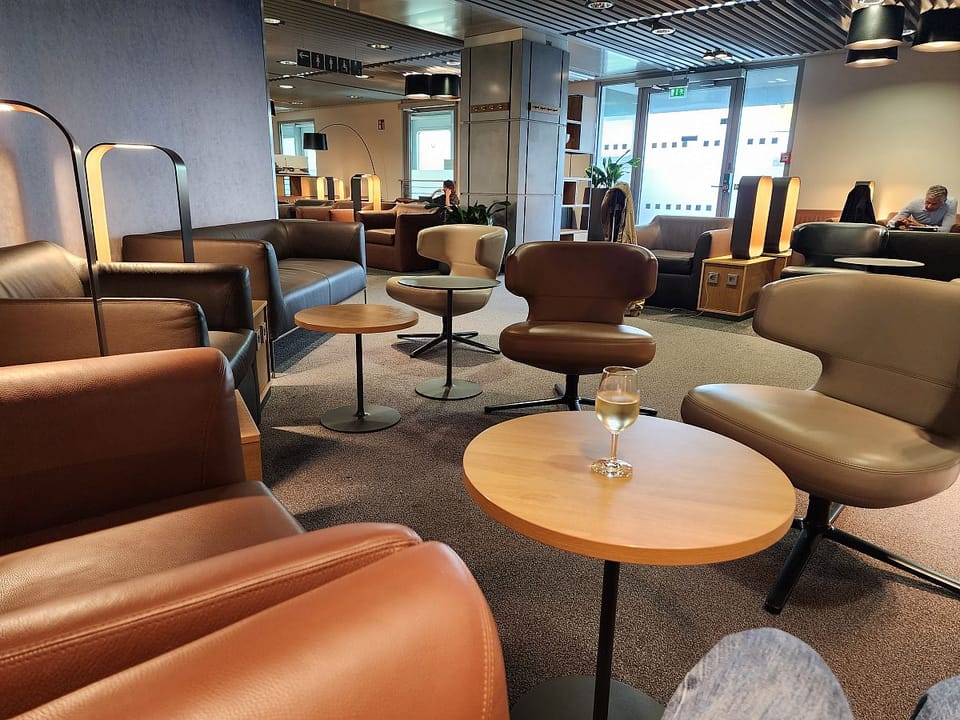 Lufthansa Senator Lounge – Düsseldorf Airport (DUS), Terminal A