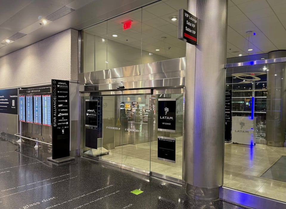 AV/TAP VIP Lounge – Miami Airport (MIA), South Terminal Concourse H and J
