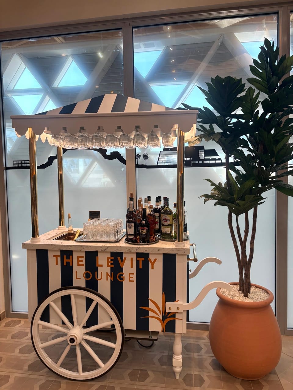 The Levity Lounge – Nice Airport (NCE), Terminal 2 – bar