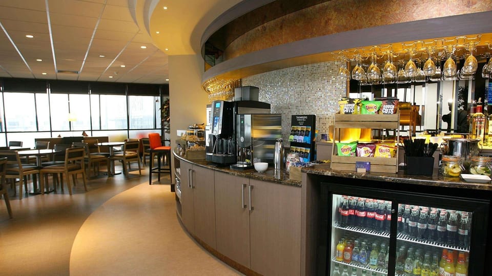 The Causeway Lounge – Belfast International Airport (BFS), Main Terminal