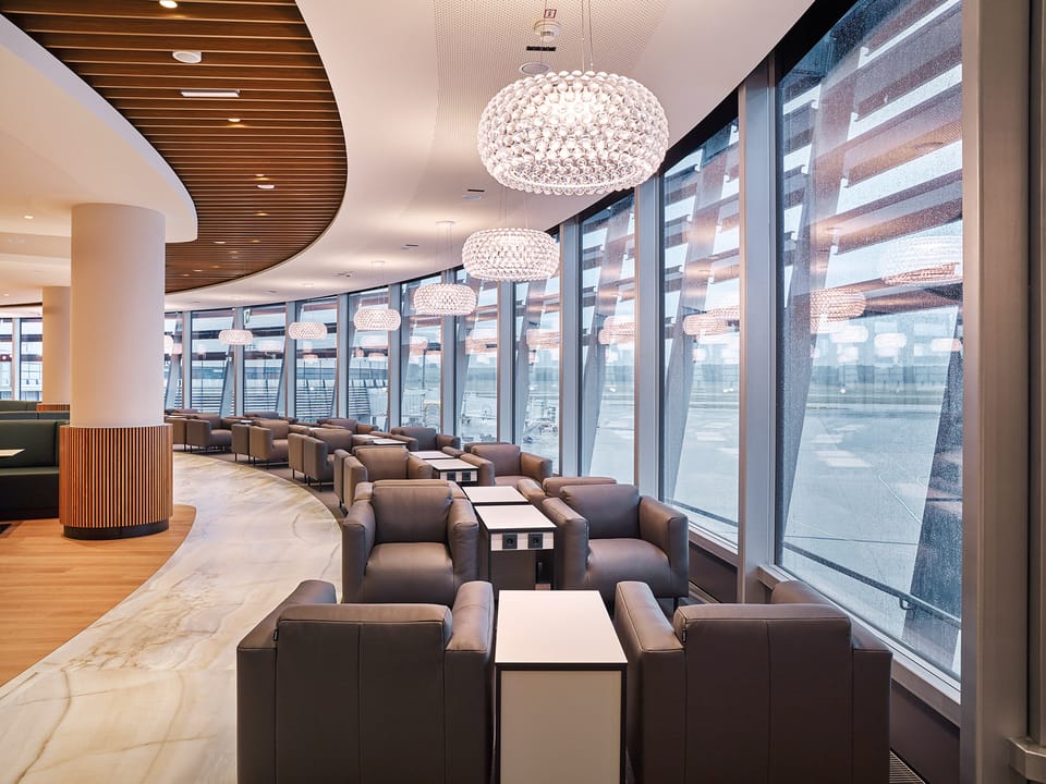 Vienna Lounge – Vienna Airport (VIE), Terminal 1 – seating area