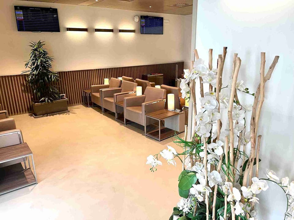 VIP Club – Florence Airport (FLR), Main Terminal – seating area